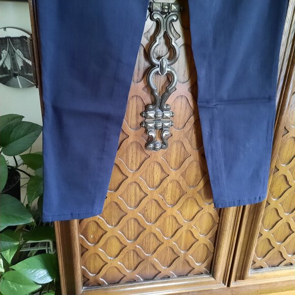 BeBop Bi-Stretch Cropped Skinny Ankle Pants - Dark Navy, Size 3/4 - Picture 10 of 16